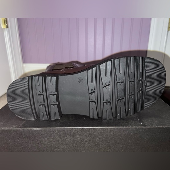 Shoedazzle Brown and Black Boots Women’s 10 - Picture 8 of 8